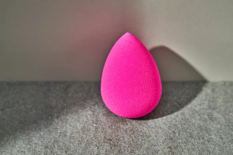 Beauty Blender Original Makeup Sponge